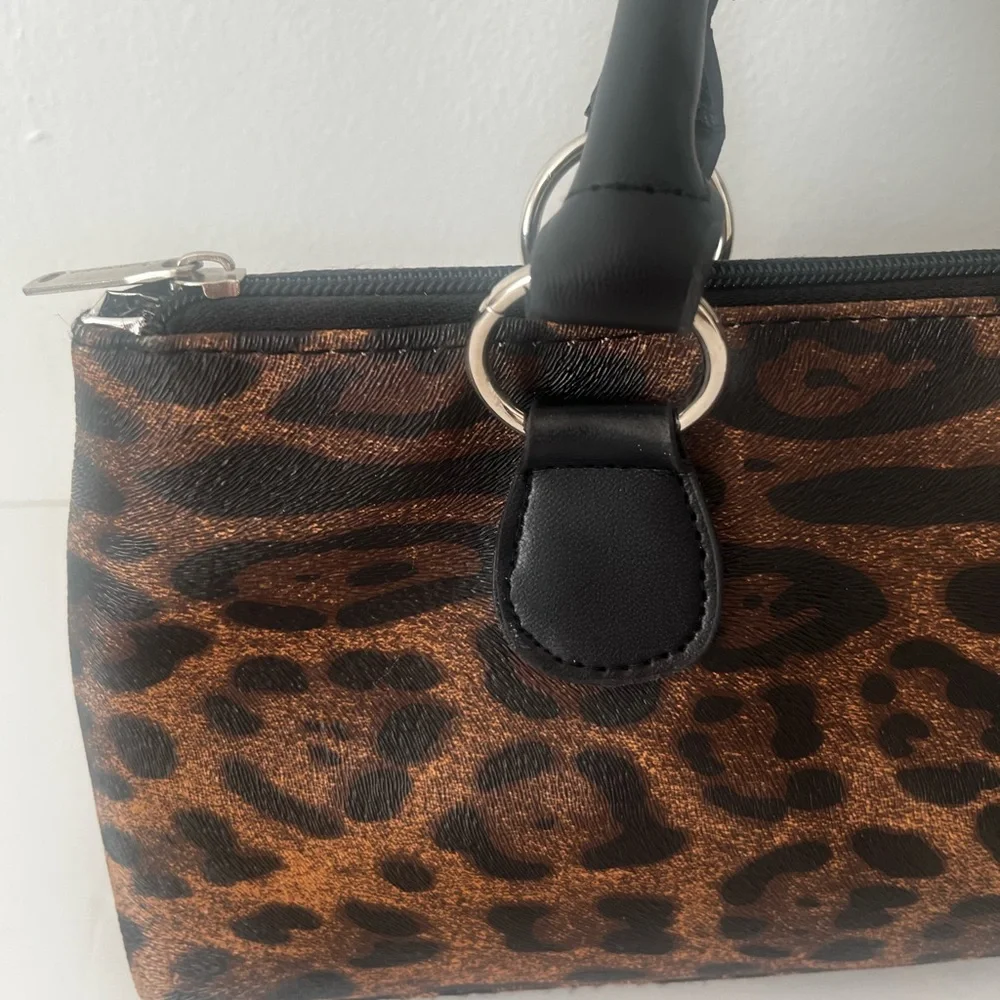 Primeware Wine Clutch Thermal Bag Cougar Animal Print Tote 750ml